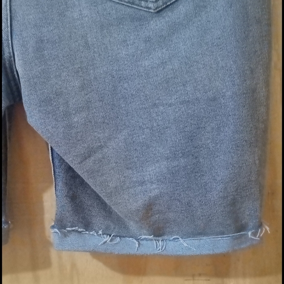 Distressed Shorts - Picture 15 of 16